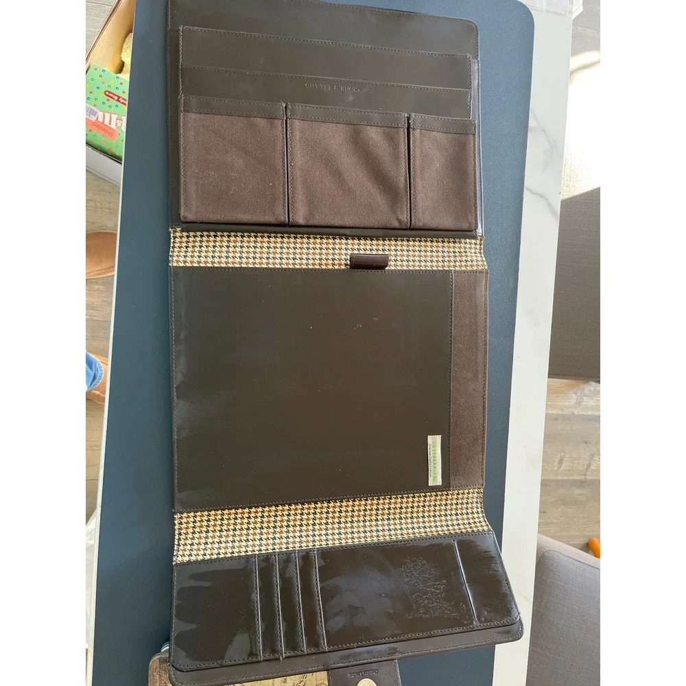 Cutter & Buck ONYX Portfolio Brown Leather Document Holder Business